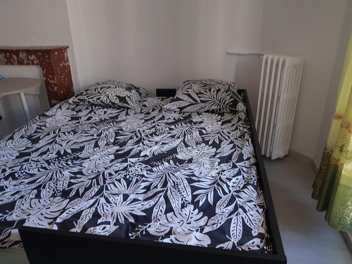 Studio With Sea View For 2 People Toulon Exterior foto